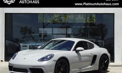 2021 Porsche 718 Cayman T