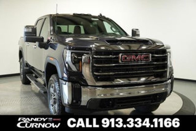 2024 Ford F-450 — a typically priced live listing