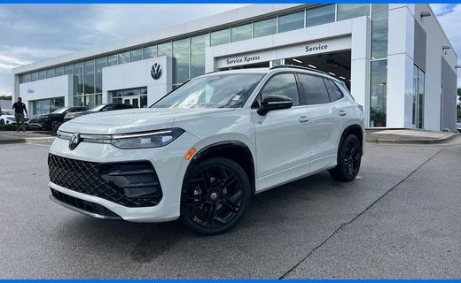2025 Volkswagen Tiguan SE Black