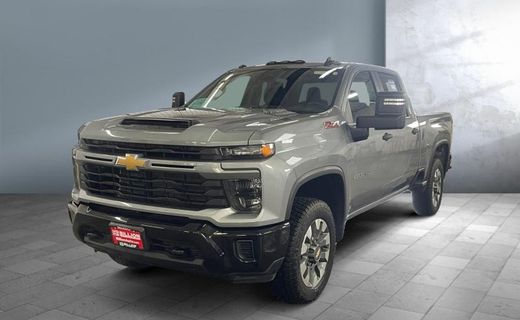 2024 Chevrolet Silverado HD Custom