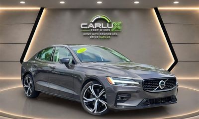 2024 Volvo S60 Plus Dark