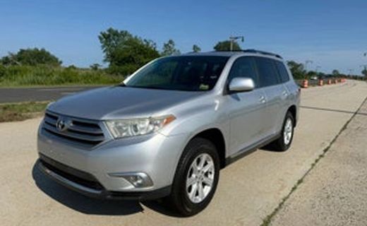 2013 Toyota Highlander Base