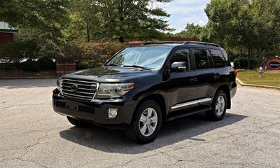 2013 Toyota Land Cruiser VX