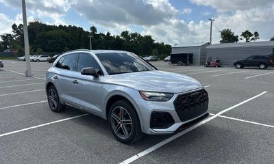 2025 Audi Q5 E S Line Quattro