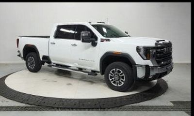 2026 GMC Sierra HD SLT