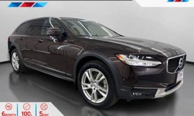 2020 Volvo V90CC Inscription