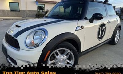 2009 Mini Cooper Base
