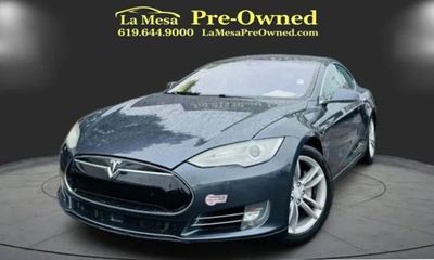 2014 Tesla Model S P85D
