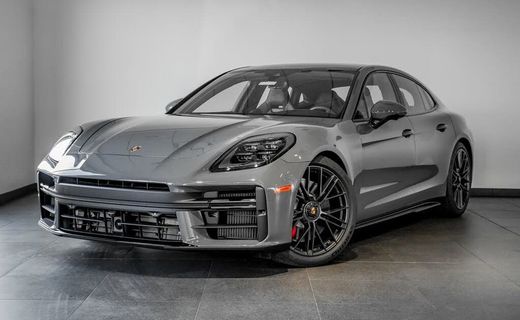 2026 Porsche Panamera GTS