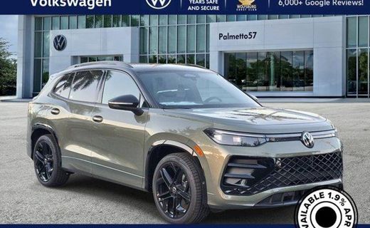 2026 Volkswagen Tiguan SE Black