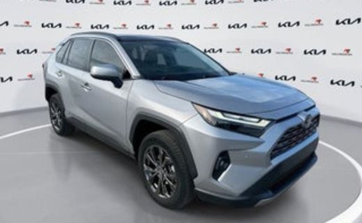 2024 Toyota RAV4 LE