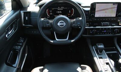 2022 Nissan Pathfinder Platinum