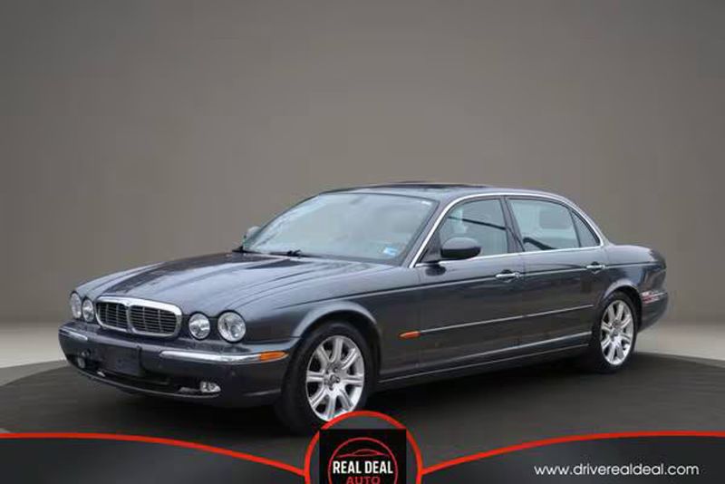 2005 Jaguar XJ — a typically priced live listing
