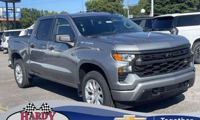 2026 Chevrolet Silverado Custom