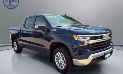 2022 Chevrolet Silverado LT