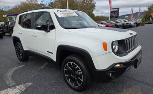 2023 Jeep Renegade Altitude