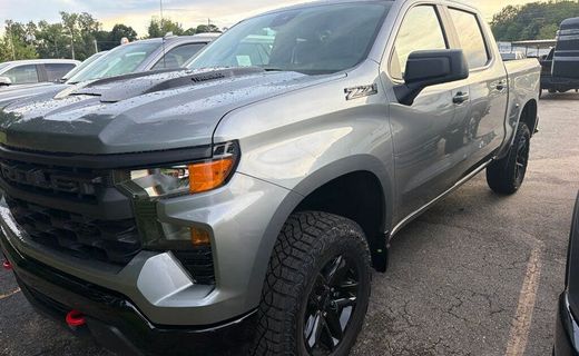 2026 Chevrolet Silverado Trail Boss Custom