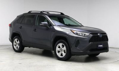 2020 Toyota RAV4 LE HV