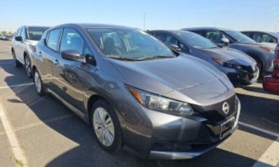 2024 Nissan Leaf S