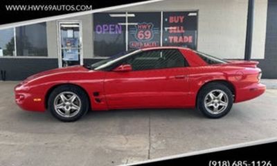 1999 Pontiac Firebird Base