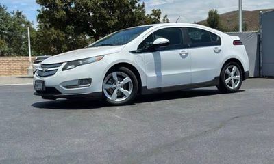 2015 Chevrolet Volt Standard