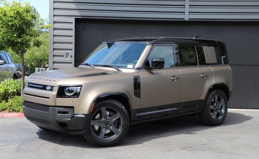 2026 Land Rover Defender 110 SE