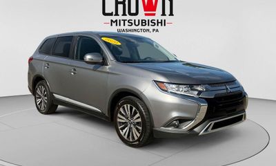 2020 Mitsubishi Outlander SE