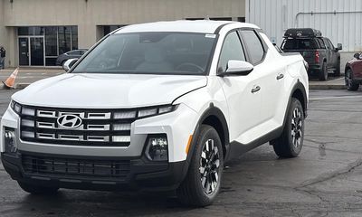 2026 Hyundai Santa Cruz SE