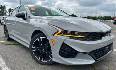 2023 Kia K5