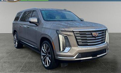 2025 Cadillac Escalade ESV Premium Luxury Platinum
