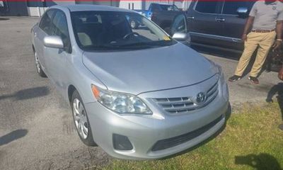 2013 Toyota Corolla LE