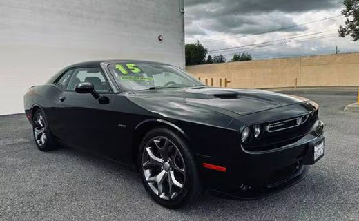 2015 Dodge Challenger SXT Plus