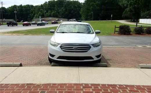 2016 Ford Taurus SEL