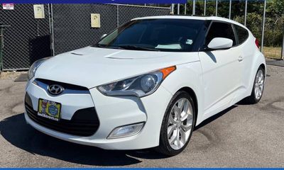 2013 Hyundai Veloster Base BaseStyle Tech