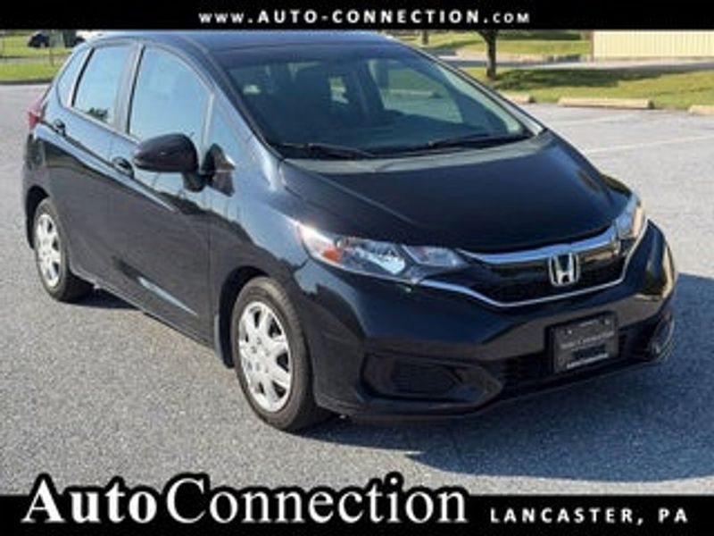 2019 Honda FIT — a typically priced live listing