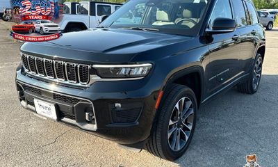 2023 Jeep Grand Cherokee Overland
