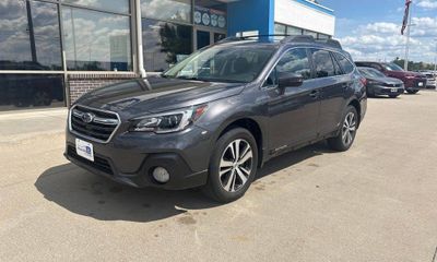 2019 Subaru Outback Limited ES