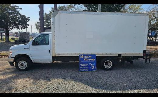 2022 Ford E-450 Super Duty