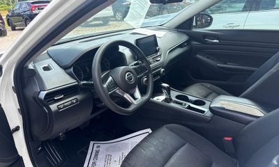 2019 Nissan Altima S
