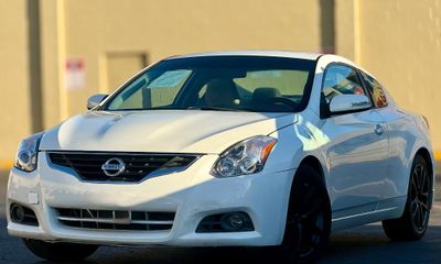 2012 Nissan Altima SR