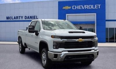 2026 Chevrolet Silverado HD LT