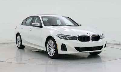 2023 BMW 330i