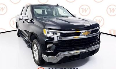 2023 Chevrolet Silverado LT L