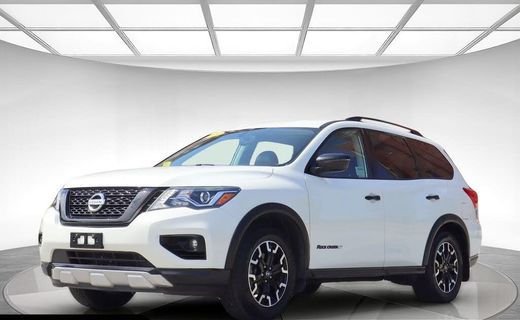 2020 Nissan Pathfinder SV