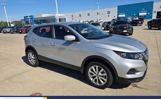 2022 Nissan Rogue Sport S