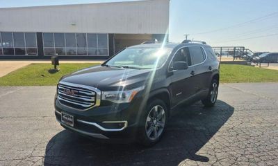 2017 GMC Acadia SLT 2