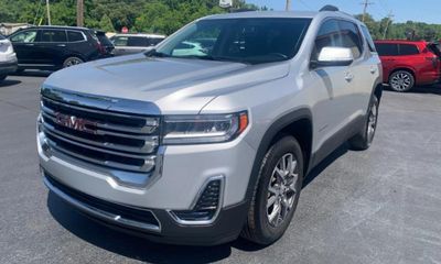 2020 GMC Acadia SLE