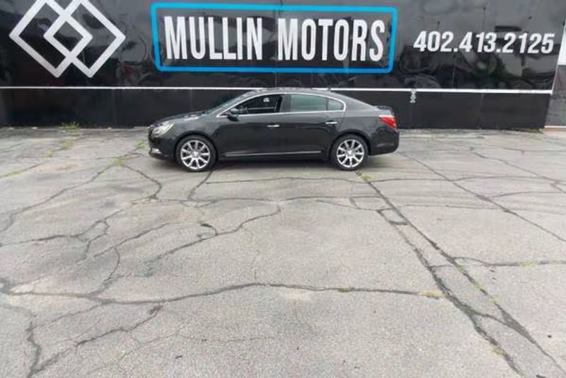 2014 Buick Lacrosse — a typically priced live listing
