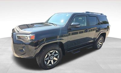 2024 Toyota 4RUNNER TRD Offroad Prem