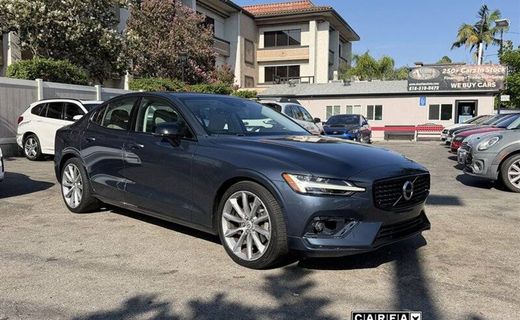 2021 Volvo S60